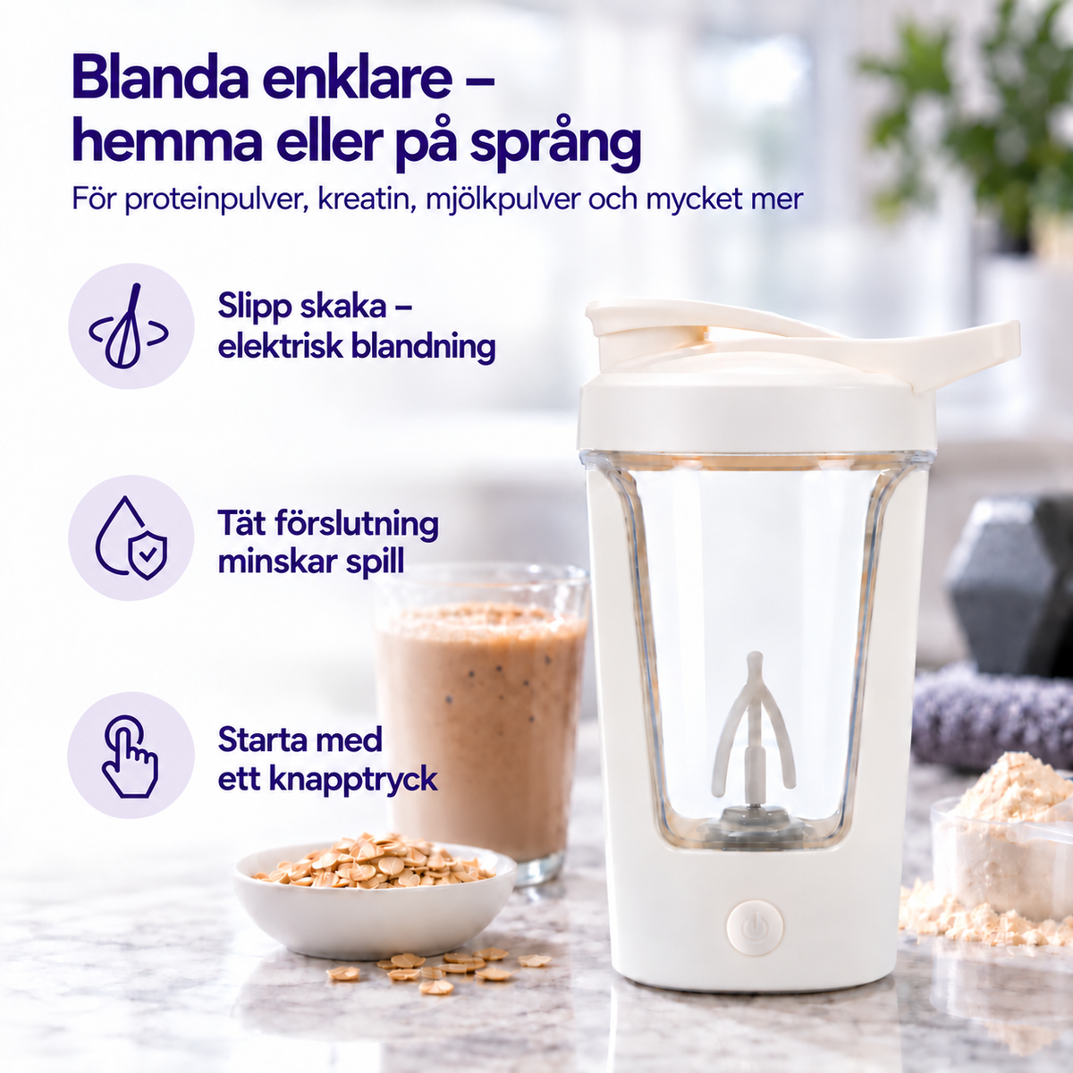 Vit proteinshaker med blandare vid ett glas färdig shake